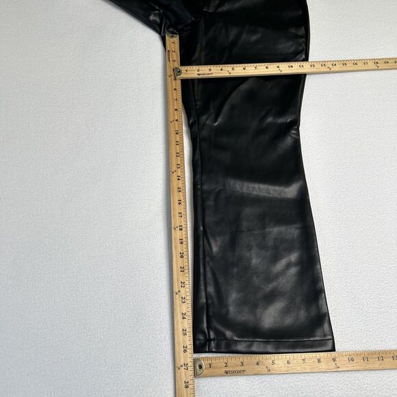 Bagatelle Women's Size M NWT Vegan Leather Cropped Flare Pants Black 81500 - Picture 8 of 8
